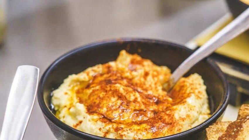 HUMMUS